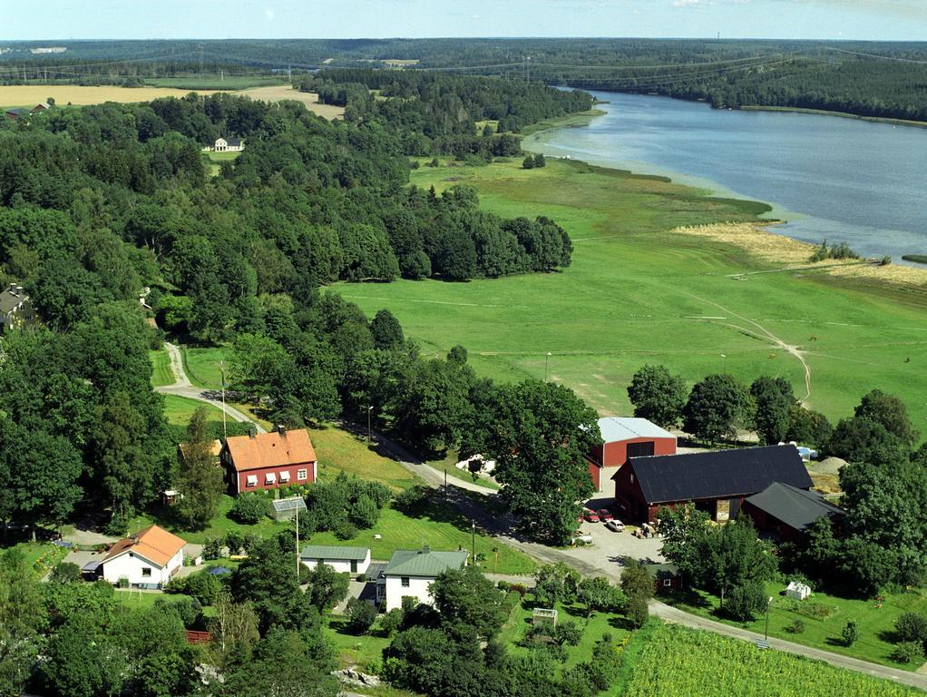 Overgrans Jordbruk Hotel Balsta Bagian luar foto
