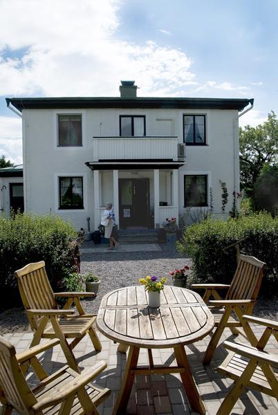Overgrans Jordbruk Hotel Balsta Bagian luar foto
