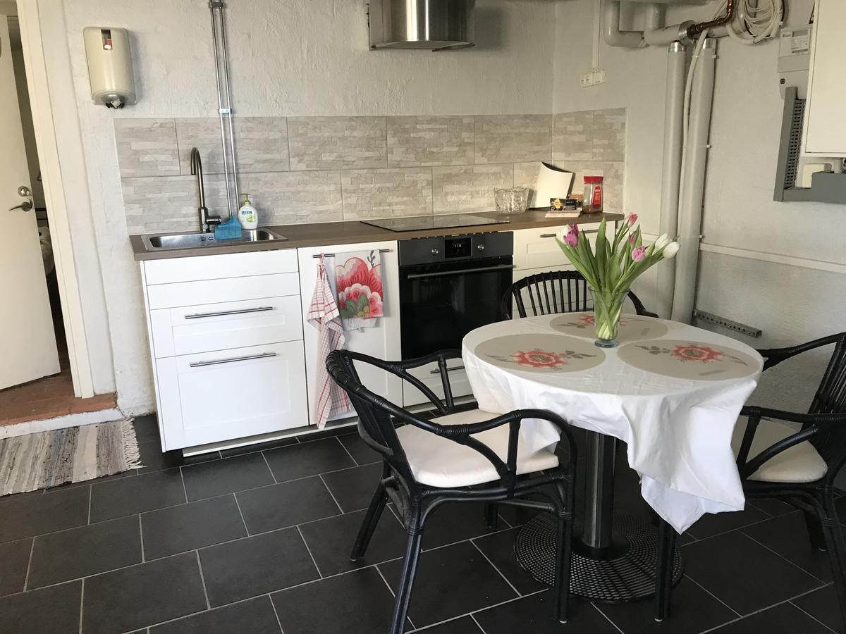 Overgrans Jordbruk Hotel Balsta Bagian luar foto